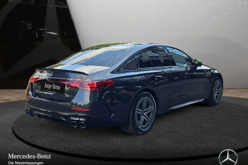 Mercedes-Benz E 53 AMG din 2024 cu 3.772 km - oferta MER146988 - foto 5