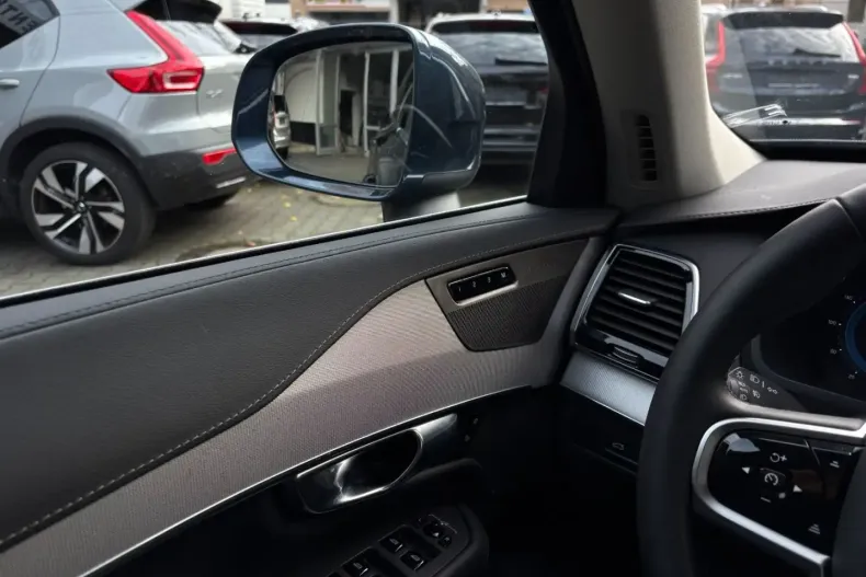 Volvo XC90 din 2024 cu 28.194 km - oferta VOL146990 - foto 20