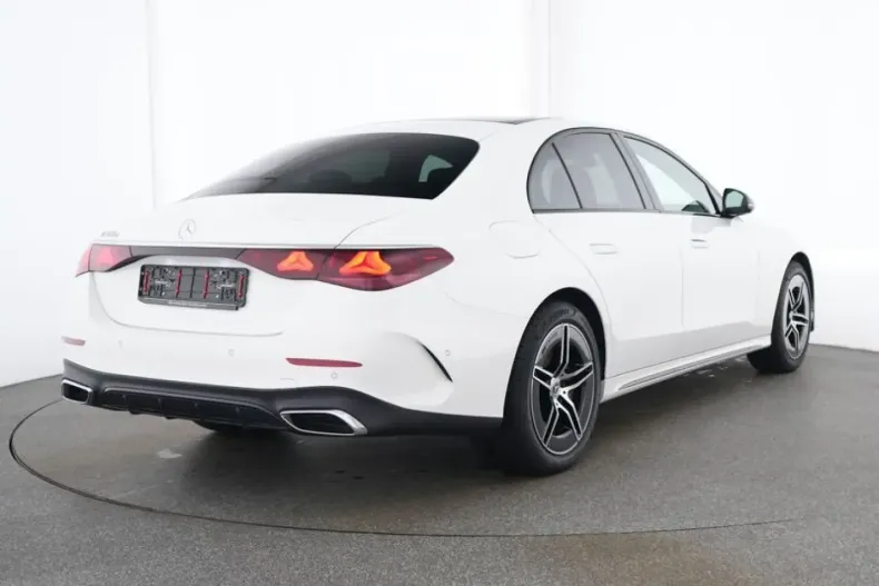 Mercedes-Benz E 300 din 2024 cu 16.327 km - oferta MER146995 - foto 2
