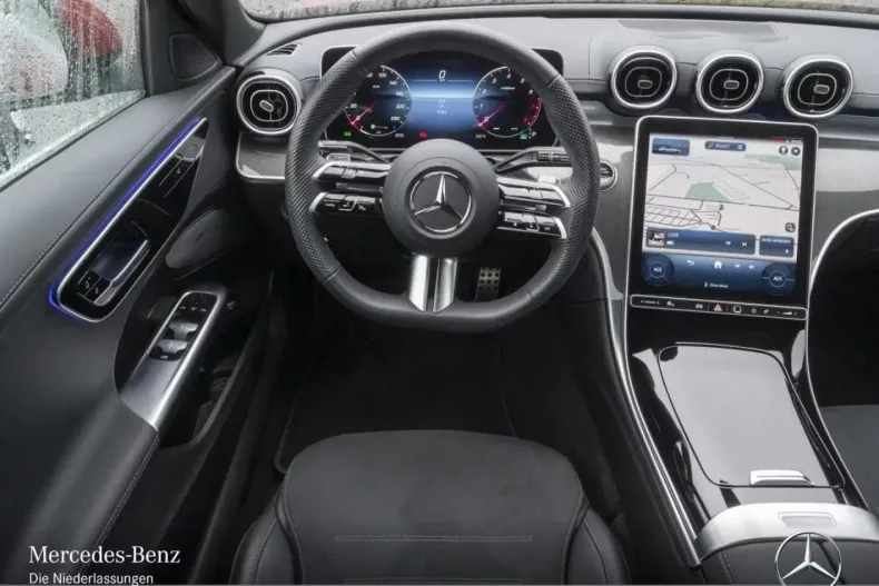 Mercedes-Benz C 200 din 2024 cu 8.169 km - oferta MER146999 - foto 12