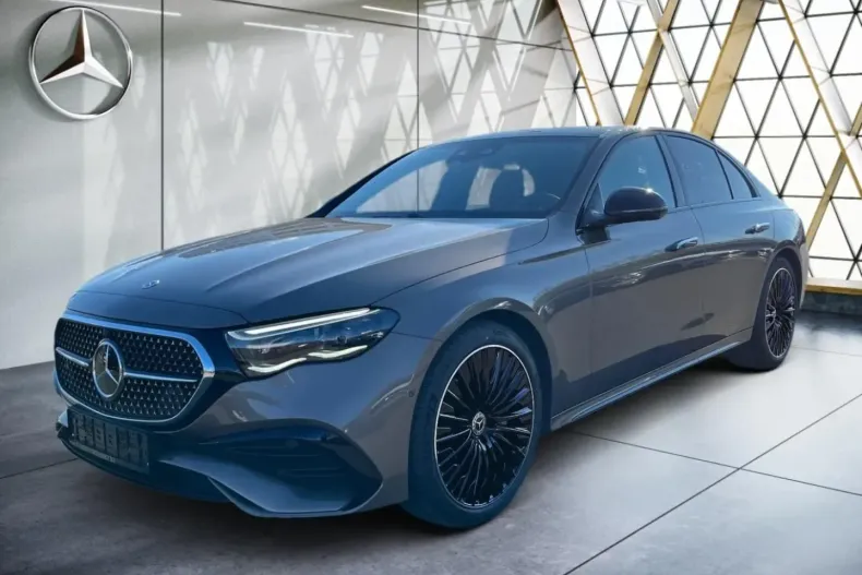 Mercedes-Benz E 200 din 2025 cu 10.000 km - oferta MER147001 - foto 1