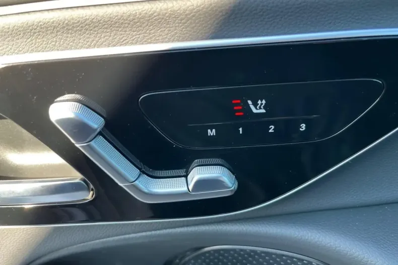 Mercedes-Benz E 200 din 2025 cu 10.000 km - oferta MER147001 - foto 6