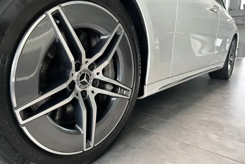 Mercedes-Benz E 200 din 2024 cu 24.993 km - oferta MER147012 - foto 14