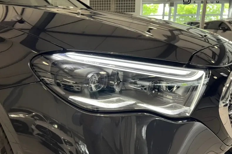 Mercedes-Benz E 200 din 2023 cu 7.600 km - oferta MER147015 - foto 2