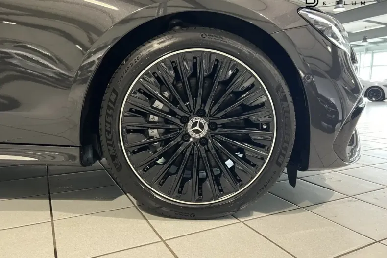 Mercedes-Benz E 200 din 2023 cu 7.600 km - oferta MER147015 - foto 3