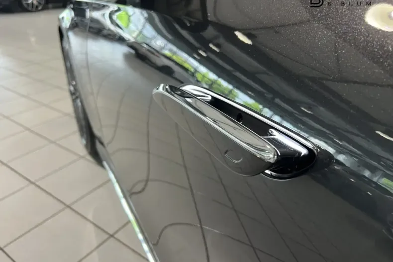 Mercedes-Benz E 200 din 2023 cu 7.600 km - oferta MER147015 - foto 10