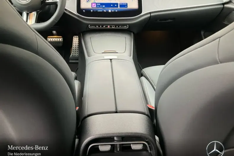 Mercedes-Benz E 300 din 2025 cu 12.390 km - oferta MER147016 - foto 11