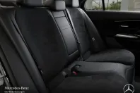 Mercedes-Benz E 300 din 2024 cu 12.324 km - oferta MER147019 - foto 10