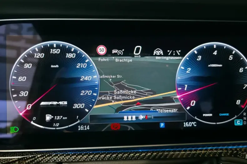 Mercedes-Benz G 63 AMG din 2024 cu 4.600 km - oferta MER147023 - foto 12