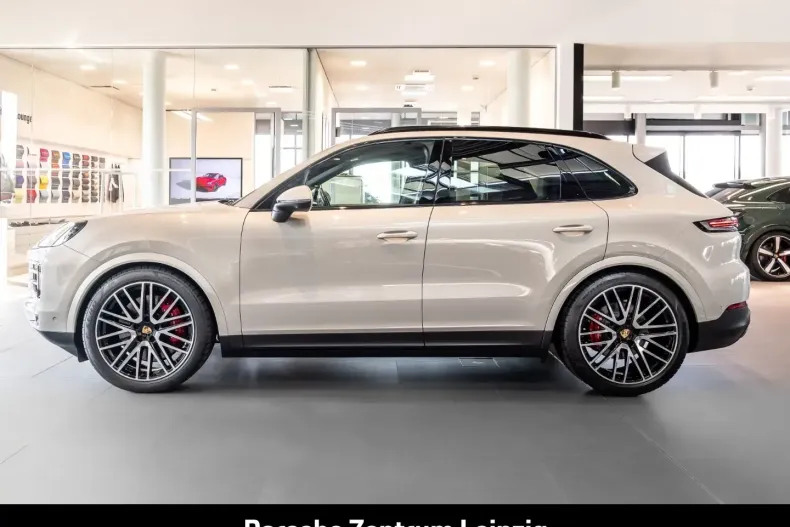 Porsche Cayenne din 2024 cu 21.195 km - oferta POR147025 - foto 2