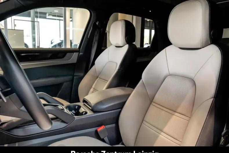 Porsche Cayenne din 2024 cu 21.195 km - oferta POR147025 - foto 17