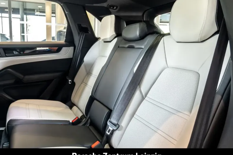 Porsche Cayenne din 2024 cu 21.195 km - oferta POR147025 - foto 18