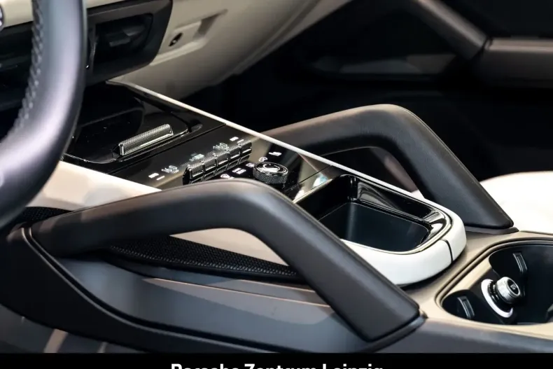 Porsche Cayenne din 2024 cu 21.195 km - oferta POR147025 - foto 29