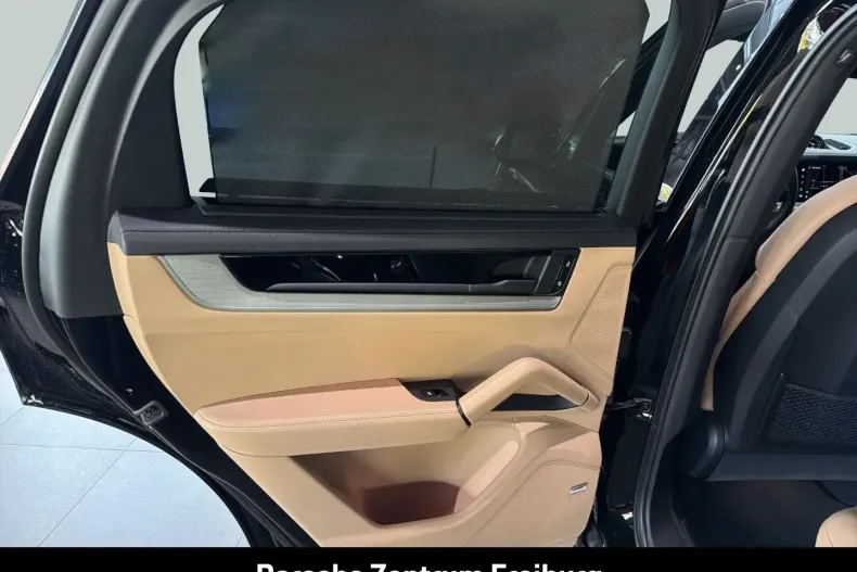 Porsche Cayenne din 2024 cu 41.700 km - oferta POR147032 - foto 11