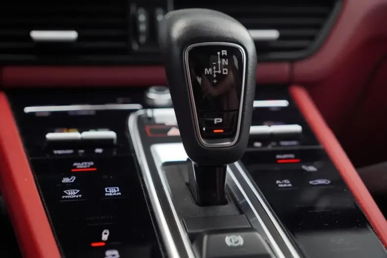 Porsche Cayenne din 2020 cu 70.779 km - oferta POR147034 - foto 16