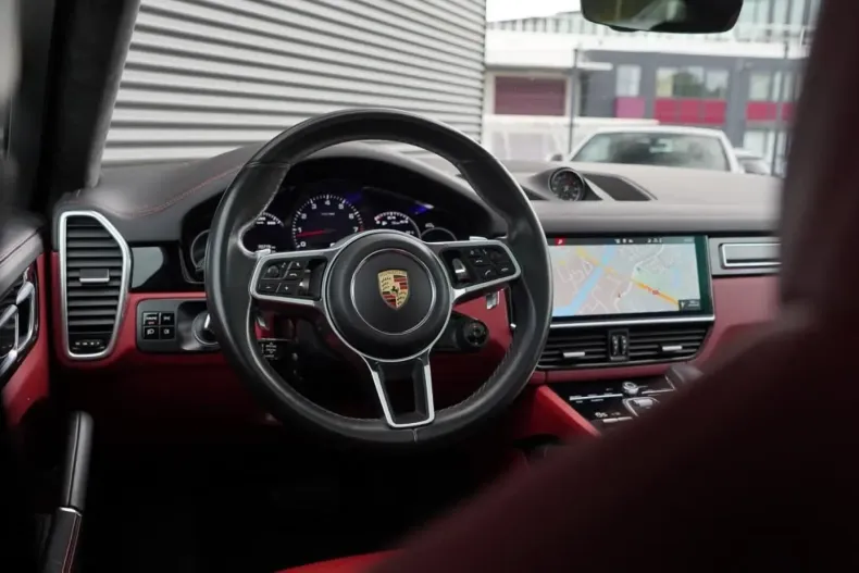 Porsche Cayenne din 2020 cu 70.779 km - oferta POR147034 - foto 24