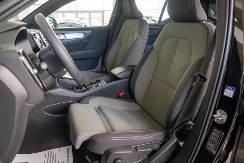 Volvo C40 din 2022 cu 44.400 km - oferta VOL147035 - foto 19