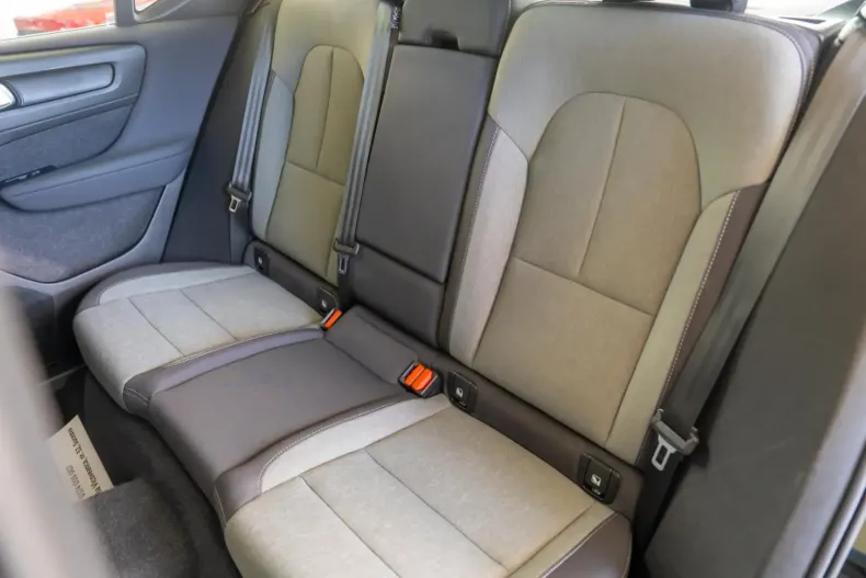 Volvo C40 din 2022 cu 44.400 km - oferta VOL147035 - foto 21