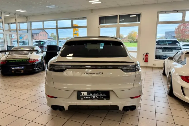 Porsche Cayenne din 2022 cu 74.856 km - oferta POR147036 - foto 4