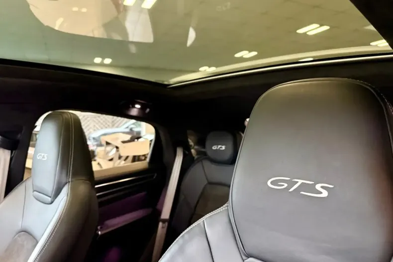 Porsche Cayenne din 2022 cu 74.856 km - oferta POR147036 - foto 7