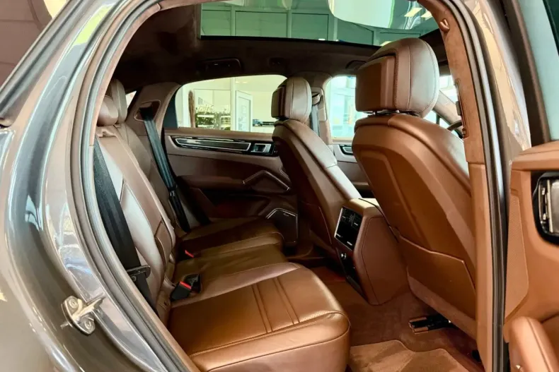 Porsche Cayenne din 2020 cu 79.859 km - oferta POR147037 - foto 12