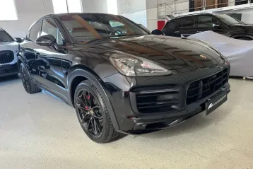 Porsche Cayenne din 2022 - oferta POR147038