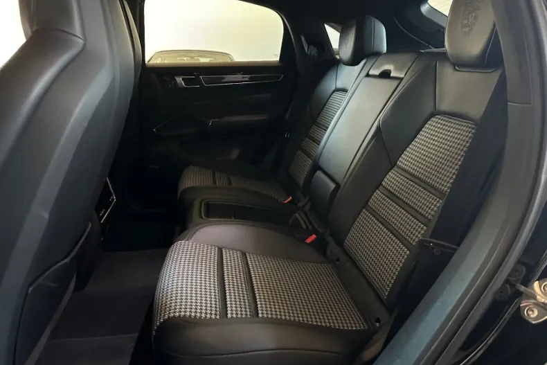 Porsche Cayenne din 2022 cu 73.500 km - oferta POR147038 - foto 15