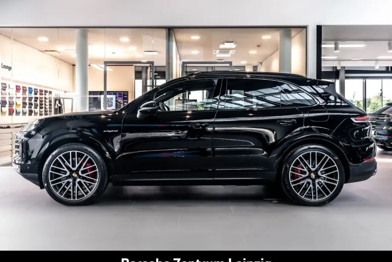 Porsche Cayenne din 2024 cu 41.963 km - oferta POR147039 - foto 2