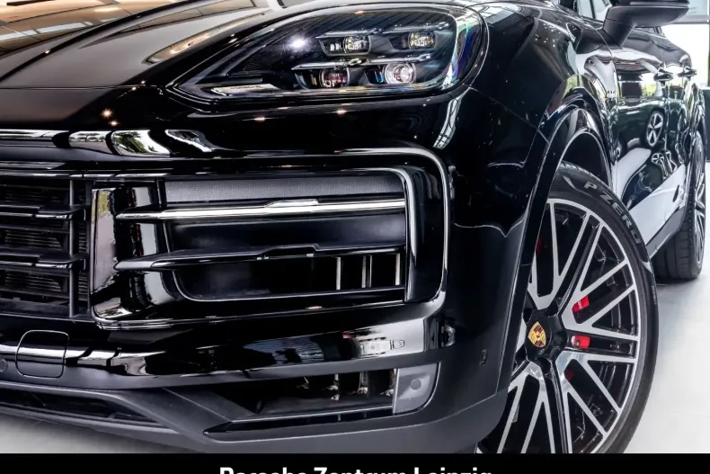 Porsche Cayenne din 2024 cu 41.963 km - oferta POR147039 - foto 8