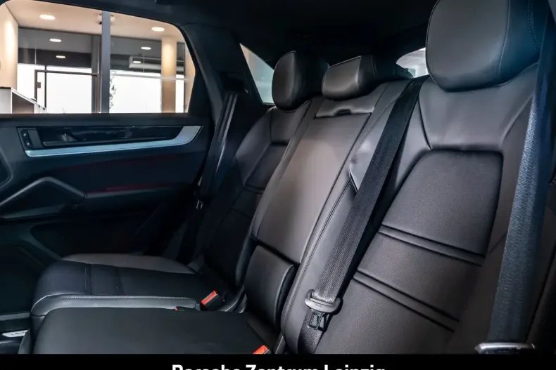 Porsche Cayenne din 2024 cu 41.963 km - oferta POR147039 - foto 18