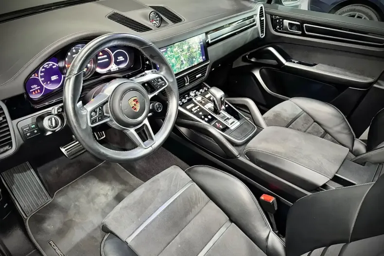 Porsche Cayenne din 2023 cu 47.100 km - oferta POR147040 - foto 14