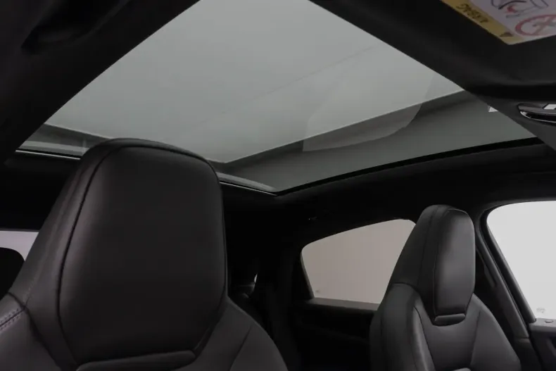 Porsche Cayenne din 2022 cu 63.072 km - oferta POR147045 - foto 31