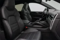 Porsche Cayenne din 2022 cu 63.072 km - oferta POR147045 - foto 36