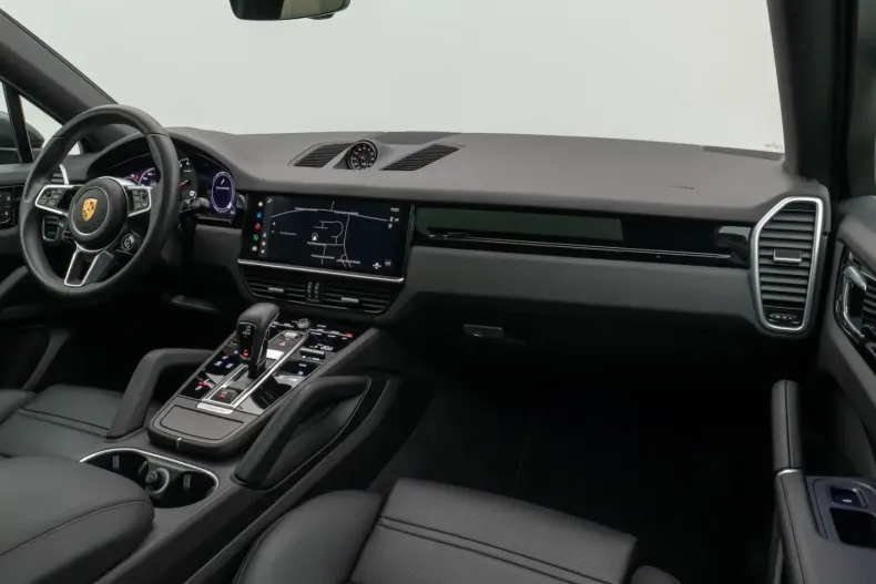 Porsche Cayenne din 2022 cu 63.072 km - oferta POR147045 - foto 41