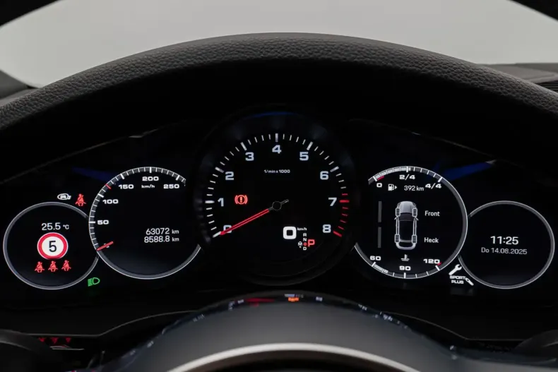 Porsche Cayenne din 2022 cu 63.072 km - oferta POR147045 - foto 42