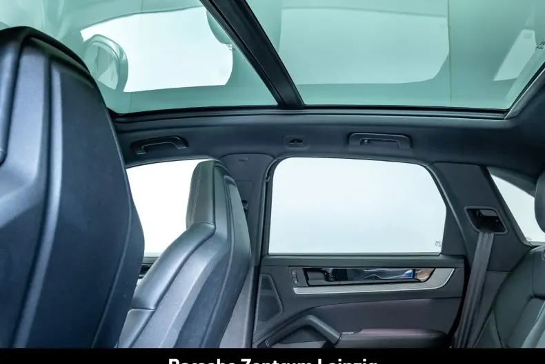 Porsche Cayenne din 2024 cu 23.597 km - oferta POR147046 - foto 19