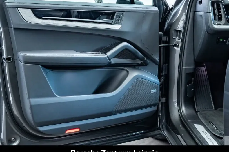 Porsche Cayenne din 2024 cu 23.597 km - oferta POR147046 - foto 20