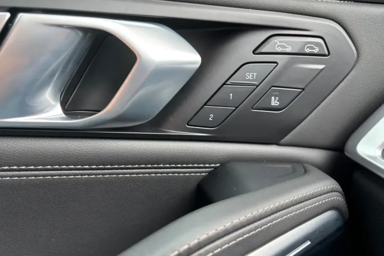 BMW X6 din 2025 cu 23.323 km - oferta BMW147057 - foto 17