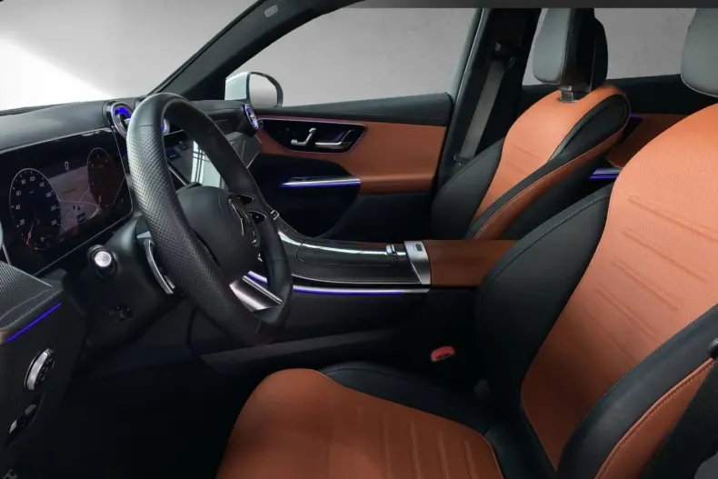 Mercedes-Benz GLC 220 din 2024 cu 7.260 km - oferta MER147073 - foto 7