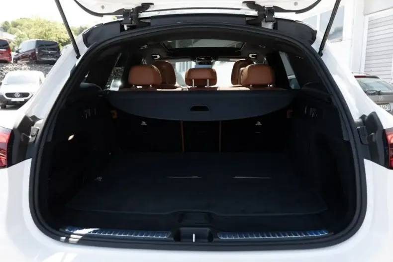 Mercedes-Benz GLC 300 din 2024 cu 17.987 km - oferta MER147074 - foto 6