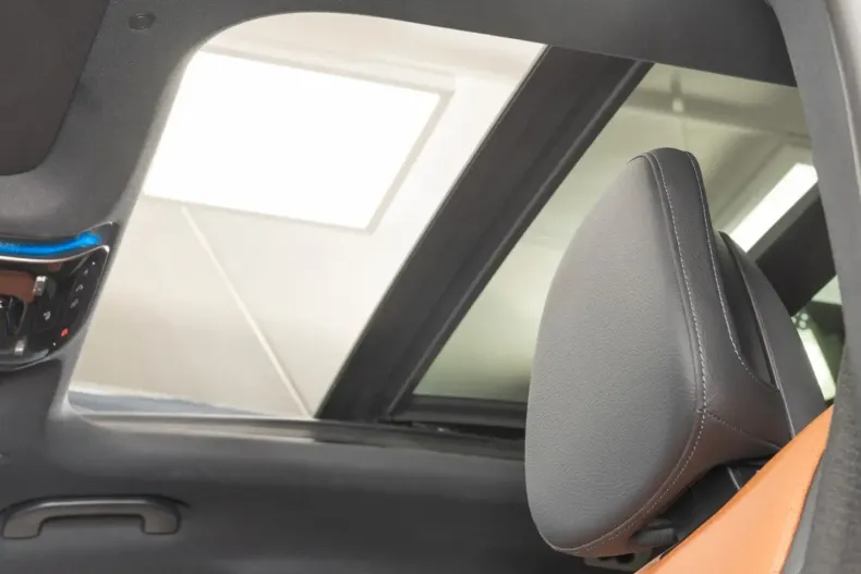 Mercedes-Benz GLC 300 din 2024 cu 21.248 km - oferta MER147077 - foto 14