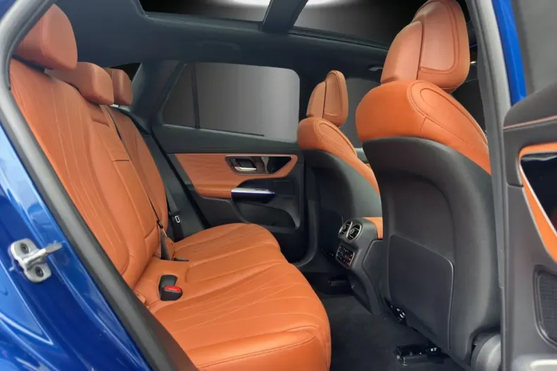 Mercedes-Benz GLC 300 din 2023 cu 8.990 km - oferta MER147078 - foto 8