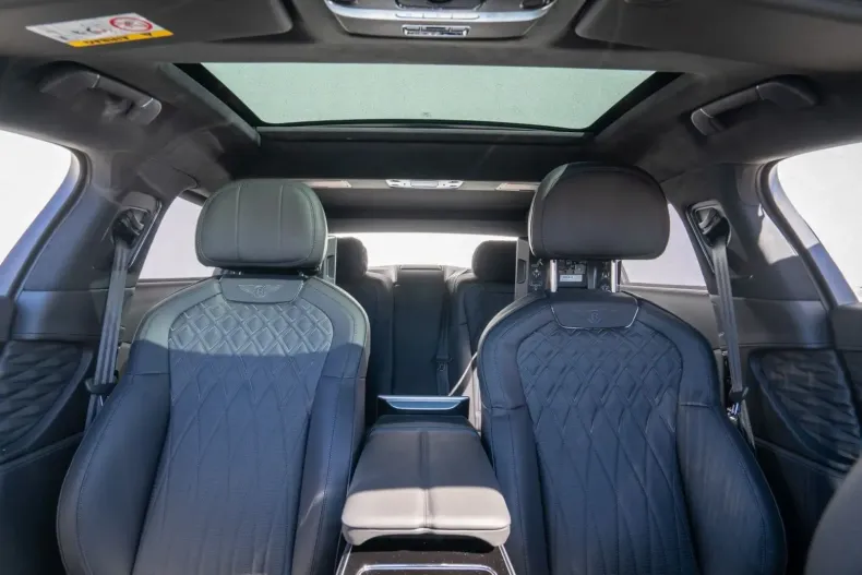 Bentley Flying Spur din 2024 cu 14.334 km - oferta BEN147079 - foto 18