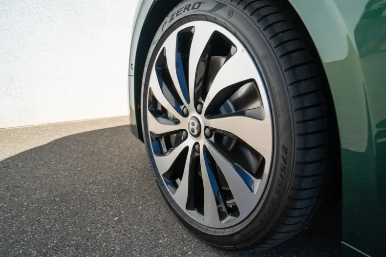 Bentley Flying Spur din 2024 cu 14.334 km - oferta BEN147079 - foto 20