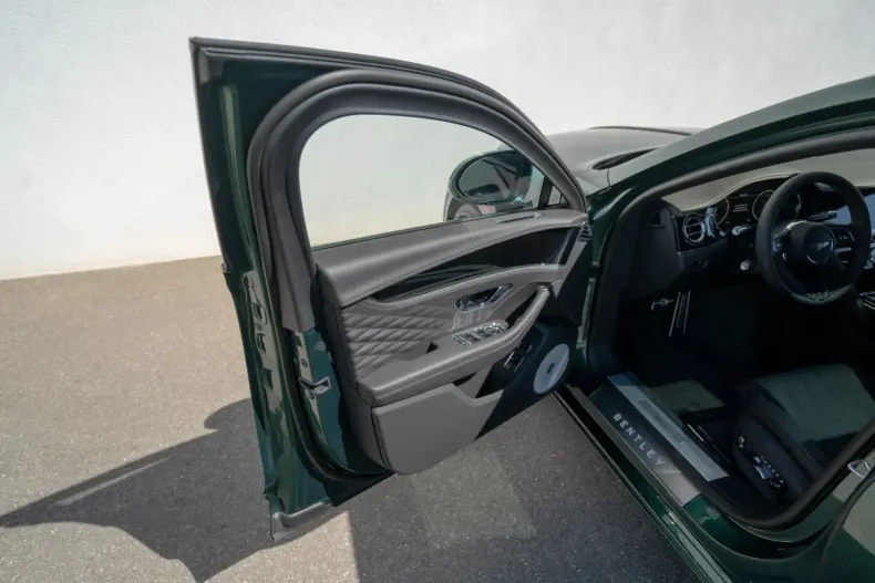 Bentley Flying Spur din 2024 cu 14.334 km - oferta BEN147079 - foto 29