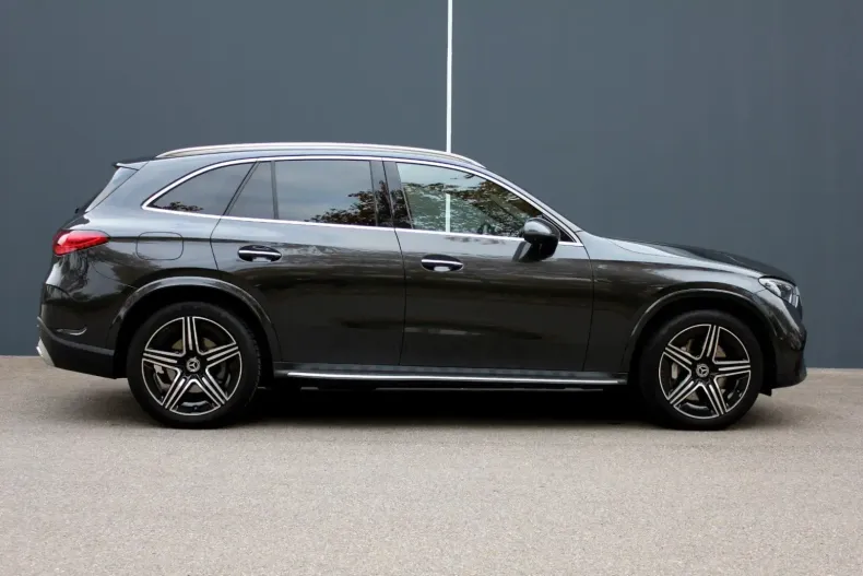 Mercedes-Benz GLC 200 din 2023 cu 19.824 km - oferta MER147083 - foto 7