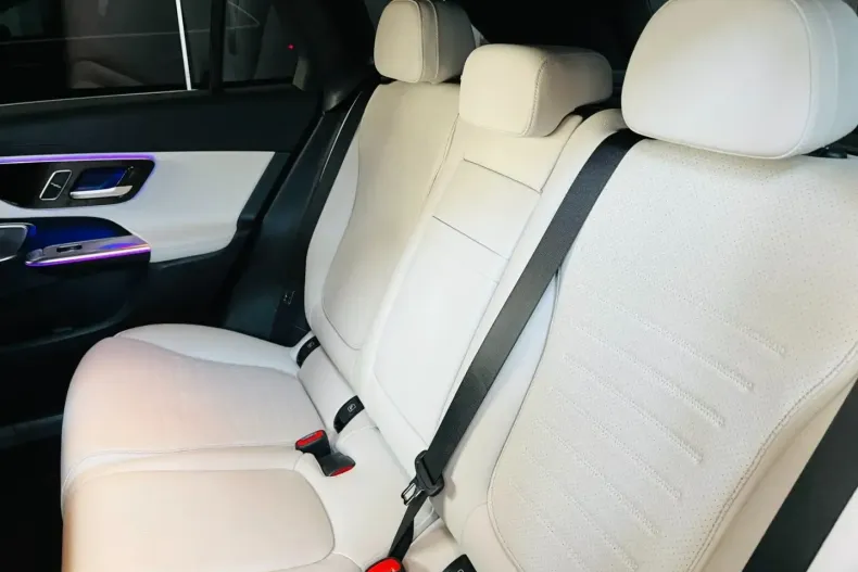 Mercedes-Benz GLC 220 din 2025 cu 12.500 km - oferta MER147084 - foto 10