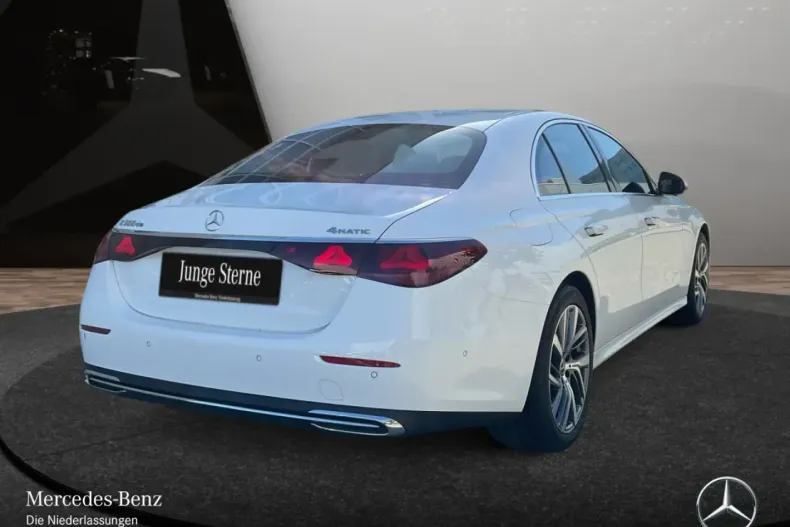 Mercedes-Benz E 300 din 2024 cu 33.033 km - oferta MER147094 - foto 4