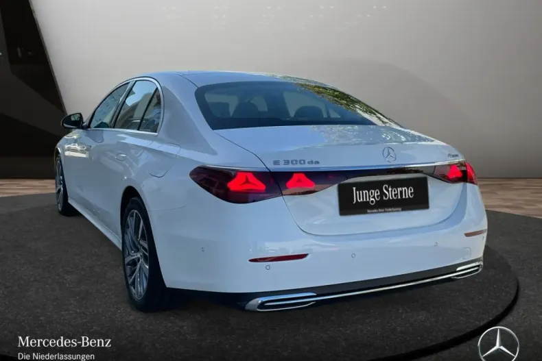 Mercedes-Benz E 300 din 2024 cu 33.033 km - oferta MER147094 - foto 6