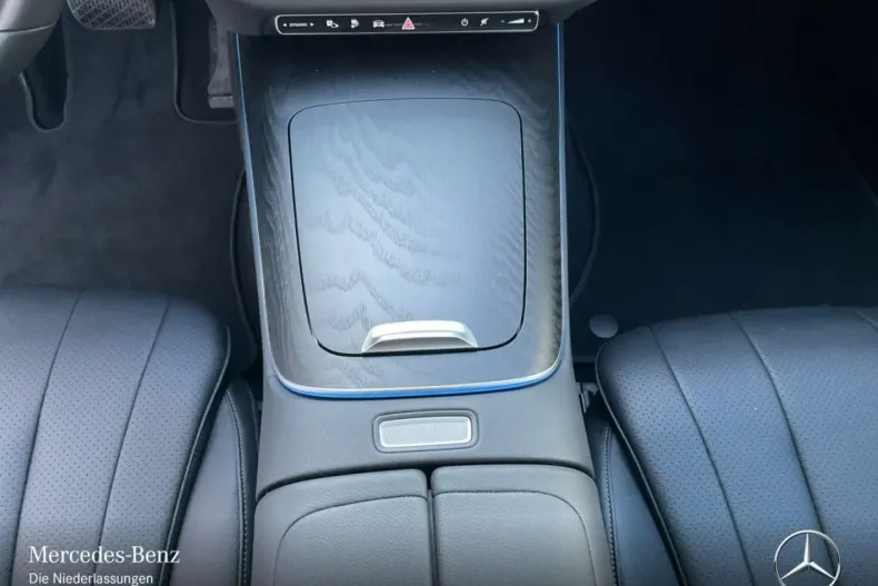 Mercedes-Benz E 300 din 2024 cu 33.033 km - oferta MER147094 - foto 12